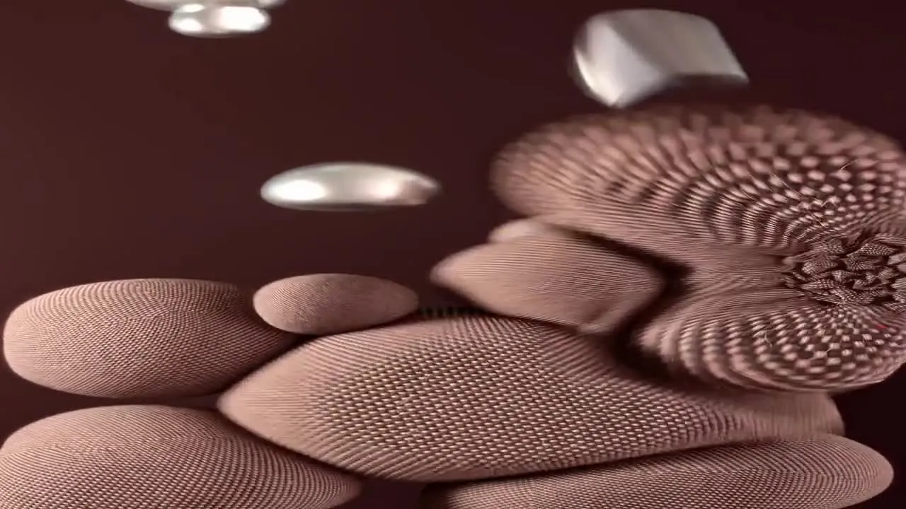 Абстрактная 3D-композиция с мягкими, объемными формами, покрытыми текстурой мелкой сетки, и парящими металлическими каплями на темном фоне.